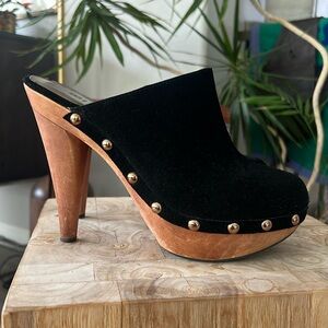 Bakers Daniela Mule Pumps